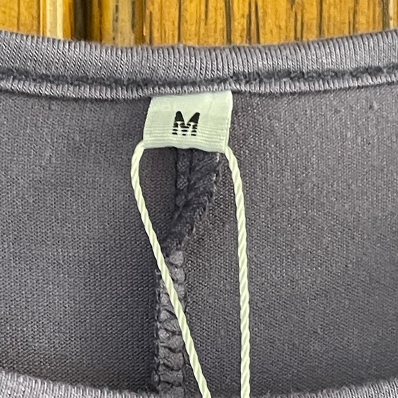 Women’s Cold Shoulder Tunic Lavender Size M NWT - Picture 3 of 12